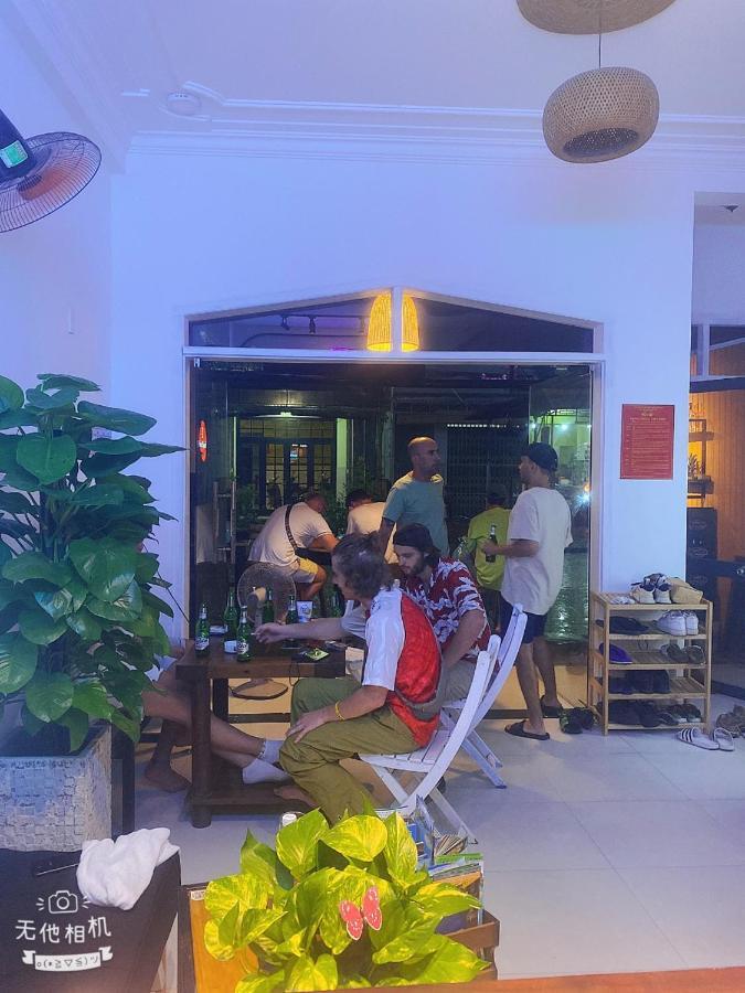 Dom Hostel And Bar ฮอยอัน ภายนอก รูปภาพ