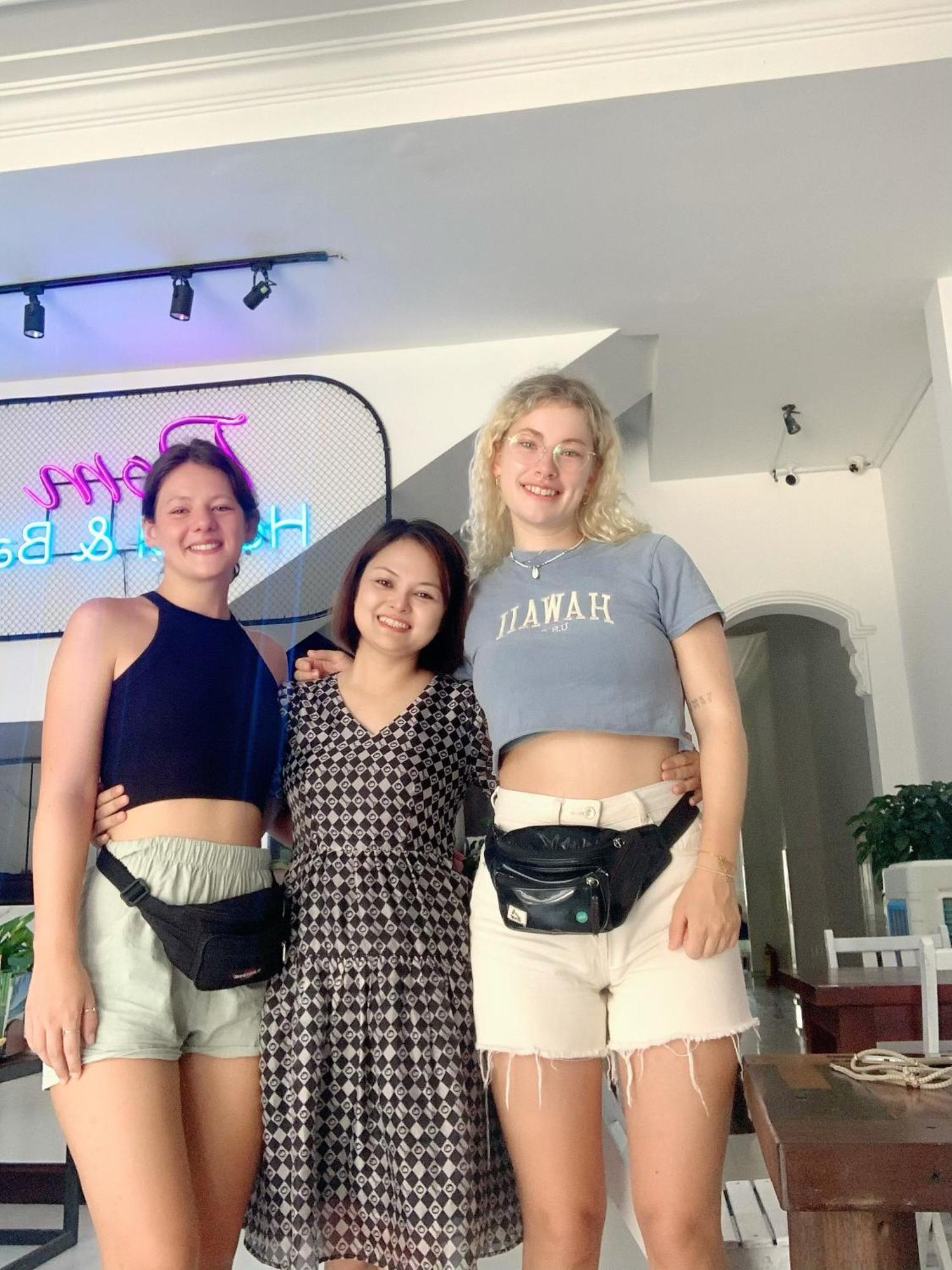 Dom Hostel And Bar ฮอยอัน ภายนอก รูปภาพ